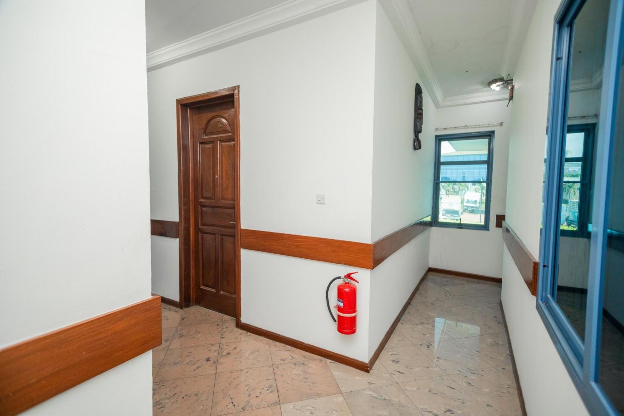 Beauty Hotel Accra Exterior photo