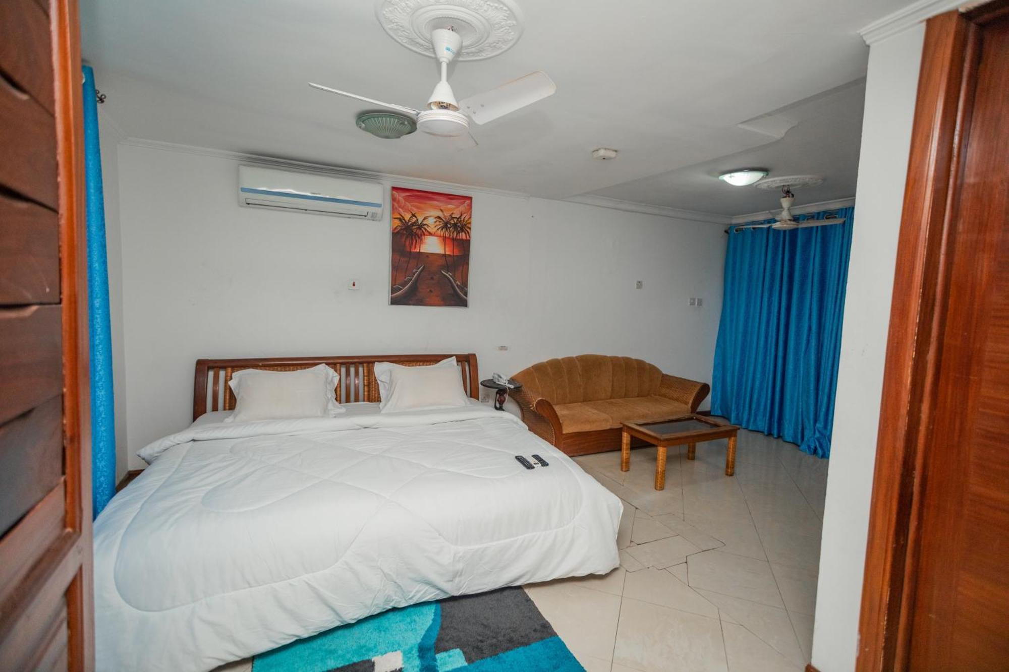 Beauty Hotel Accra Exterior photo